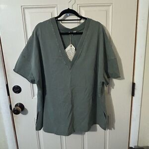NWT Soft Green V-Neck Tunic Top
